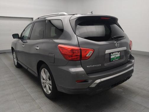 2019 Nissan Pathfinder SL