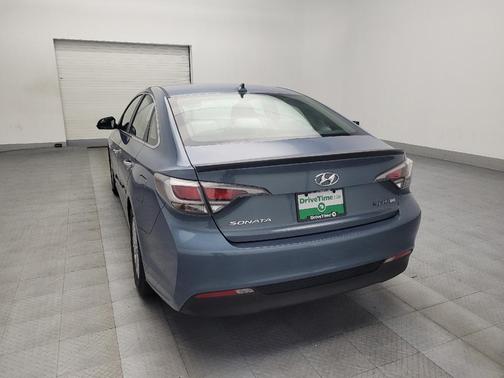 2016 Hyundai SONATA Hybrid SE