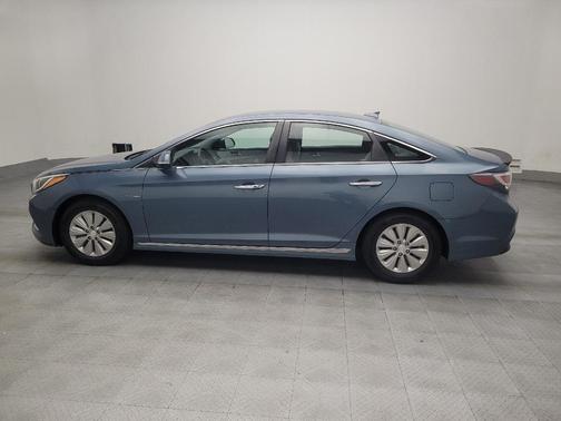 2016 Hyundai SONATA Hybrid SE