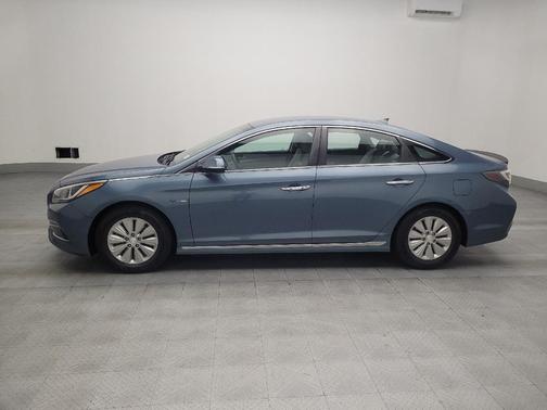 2016 Hyundai SONATA Hybrid SE