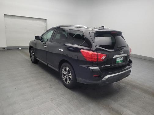 2019 Nissan Pathfinder SV