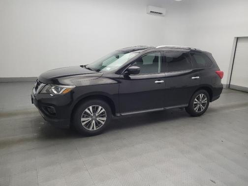 2019 Nissan Pathfinder SV