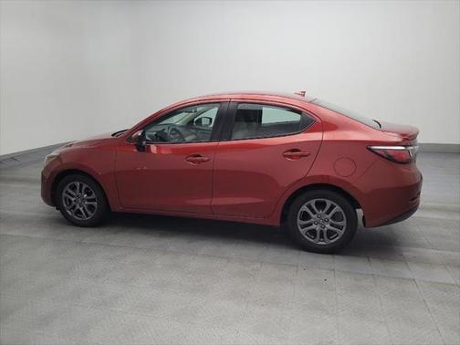 2020 Toyota Yaris Sedan LE
