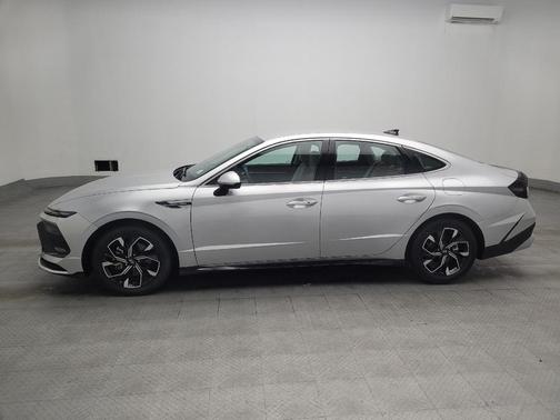 Aero Silver 2024 Hyundai SONATA SEL