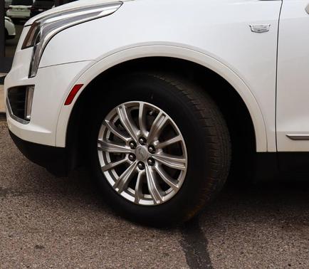 Crystal White Tri-Coat 2019 Cadillac XT5 Base