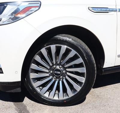 2019 Lincoln Navigator L Reserve