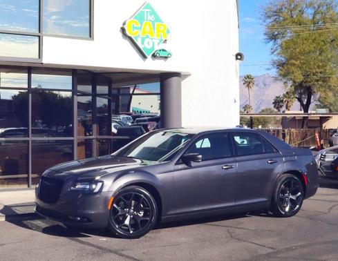 2023 Chrysler 300 S