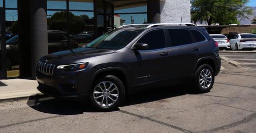 Granite Crystal Clearcoat Metallic 2021 Jeep Cherokee Latitude Lux