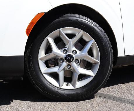 Snow White Pearl 2021 Kia Soul S