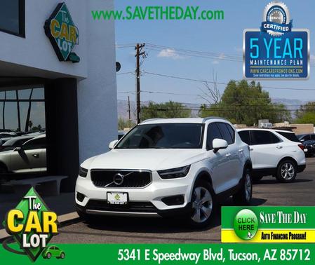 2021 Volvo XC40 T4 Momentum