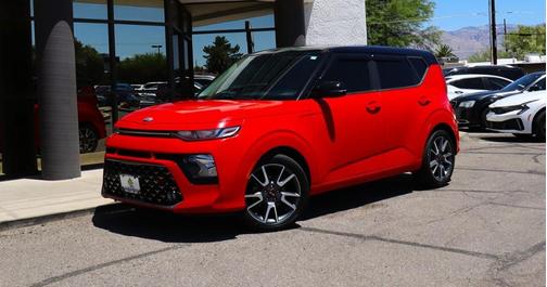 Inferno Red / Black Roof 2020 Kia Soul GT-Line 2.0L