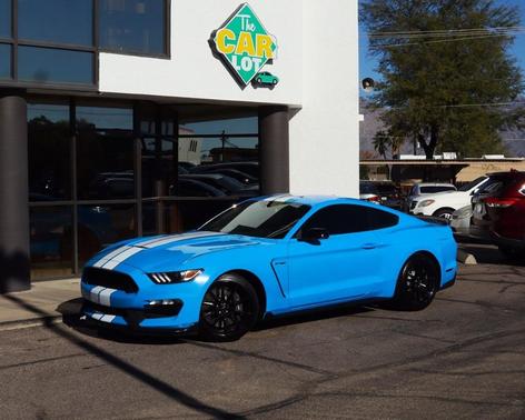 2017 Ford Shelby GT350 Base