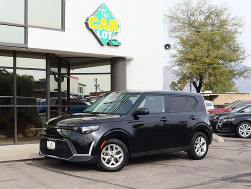 2024 Kia Soul LX