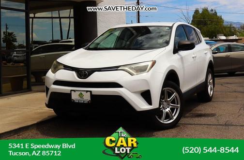 Super White 2018 Toyota RAV4 LE