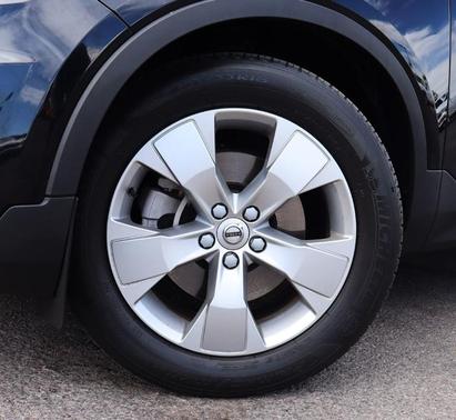2022 Volvo XC40 T4 Momentum