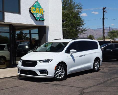2022 Chrysler Pacifica Touring-L