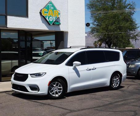 2022 Chrysler Pacifica Touring-L