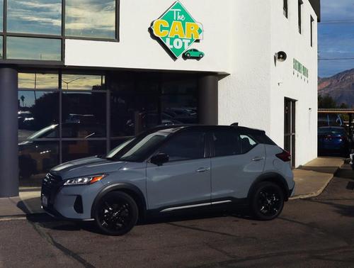 2023 Nissan Kicks SR