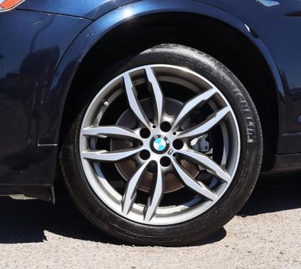 Carbon Black Metallic 2018 BMW X4 M40i