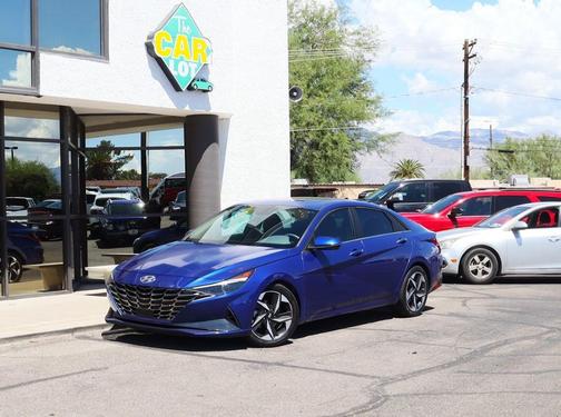 2021 Hyundai ELANTRA SEL