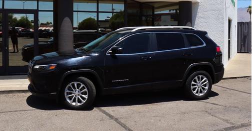 Diamond Black 2019 Jeep Cherokee Latitude