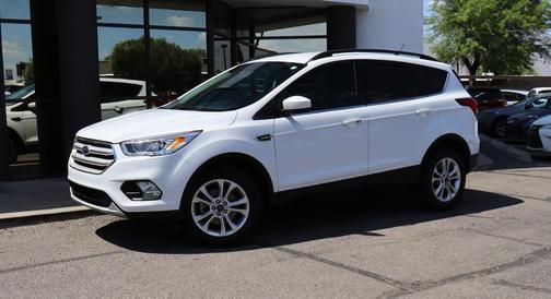 Oxford White 2019 Ford Escape SEL