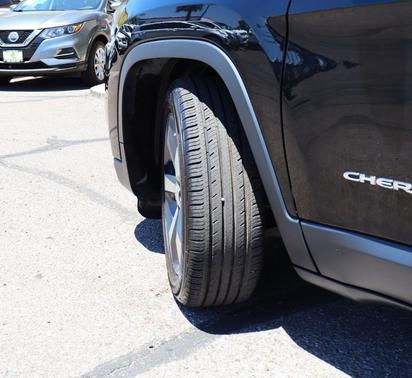 Diamond Black 2020 Jeep Cherokee Limited