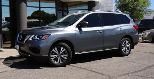 Gun Metallic 2020 Nissan Pathfinder S