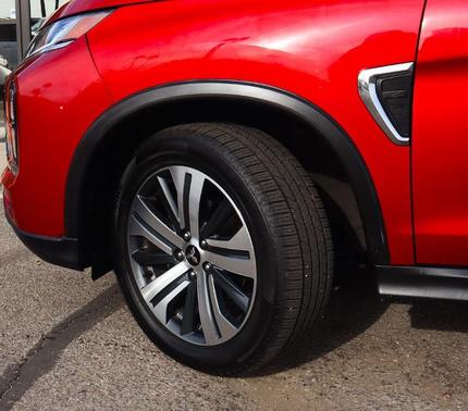 2024 Mitsubishi Outlander Sport LE