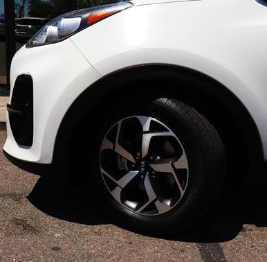 Clear White 2020 Kia Sportage LX