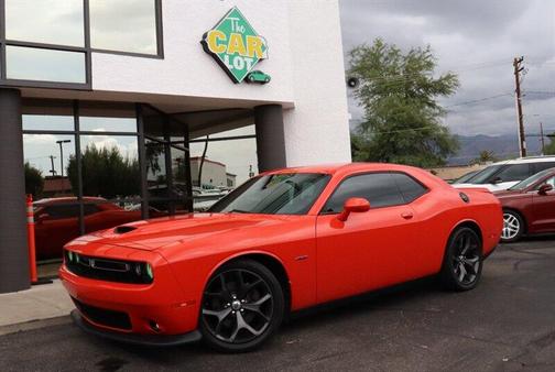 Photo 4 of 45 of 2019 Dodge Challenger R/T