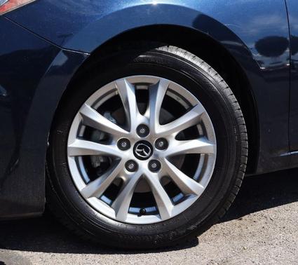 2015 Mazda Mazda3 i Grand Touring