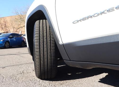 2020 Jeep Cherokee Latitude