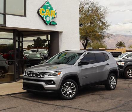 2022 Jeep Compass Latitude Lux