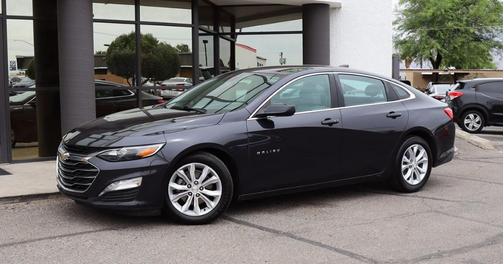Dark Ash Metallic 2023 Chevrolet Malibu LT