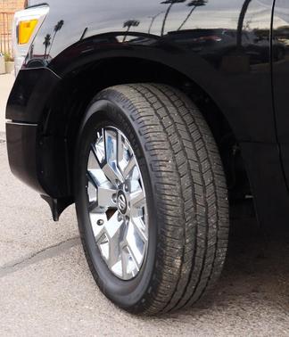 2020 Nissan Titan SV