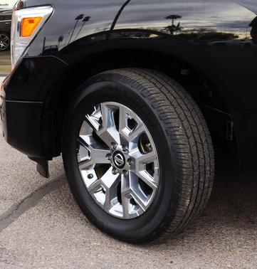 2020 Nissan Titan SV
