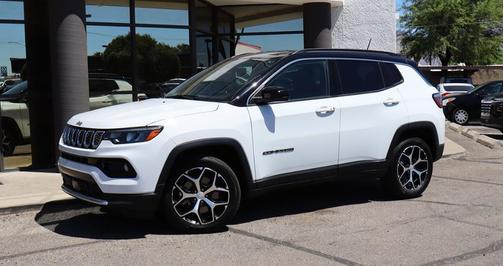 Bright White Clearcoat 2024 Jeep Compass Limited