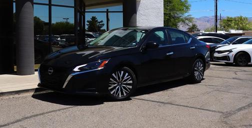 Black 2023 Nissan Altima 2.5 SV
