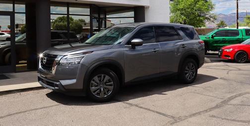 Gun Metallic 2022 Nissan Pathfinder S