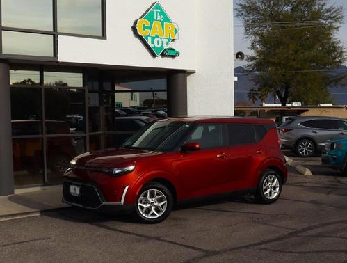 2024 Kia Soul LX