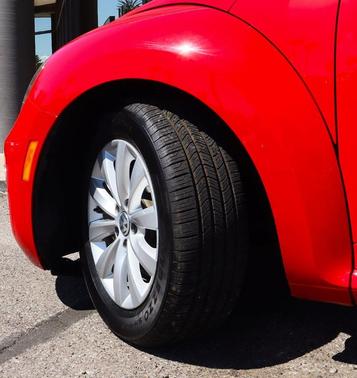 2018 Volkswagen Beetle 2.0T S