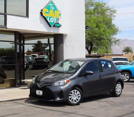 2017 Toyota Yaris LE