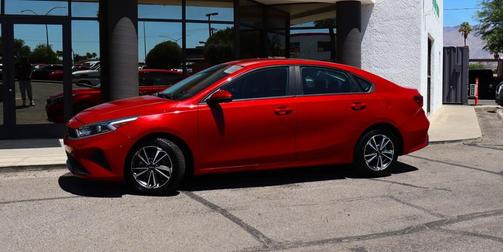 Currant Red 2022 Kia Forte LXS