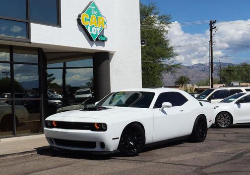 2016 Dodge Challenger 392 Hemi Scat Pack Shaker