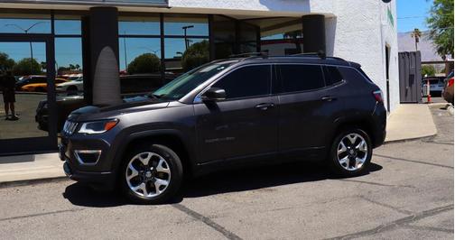Granite Crystal Clearcoat Metallic 2018 Jeep Compass Limited