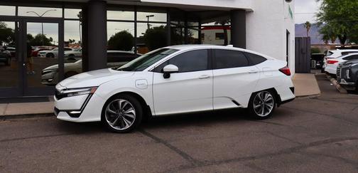 Platinum White Pearl 2018 Honda Clarity Plug-In Hybrid Base