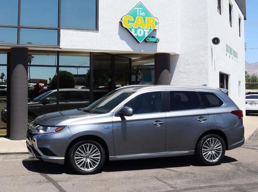 Mercury Gray Metallic 2022 Mitsubishi Outlander PHEV SEL