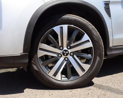 2025 Mitsubishi Outlander Sport SE