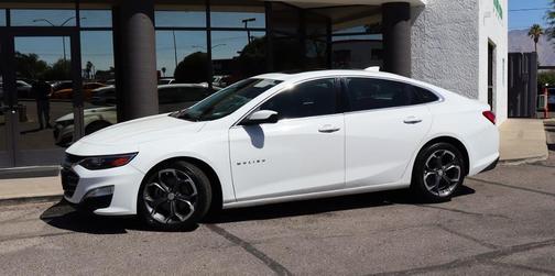 Summit White 2021 Chevrolet Malibu LT